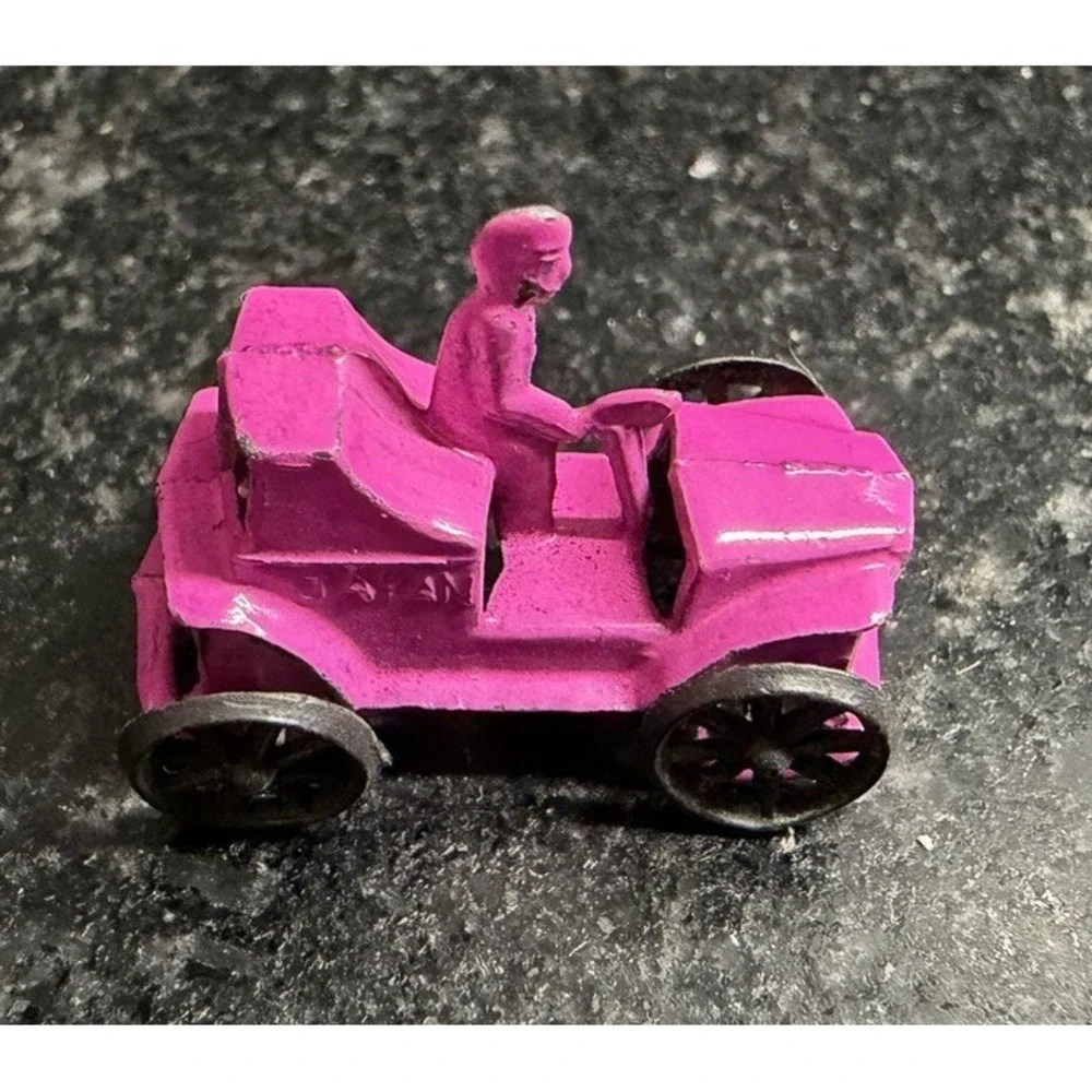 Miniature Cast Metal Toy Car Driver‎ JAPAN Marked Pink Penny Toy Dollhouse 1