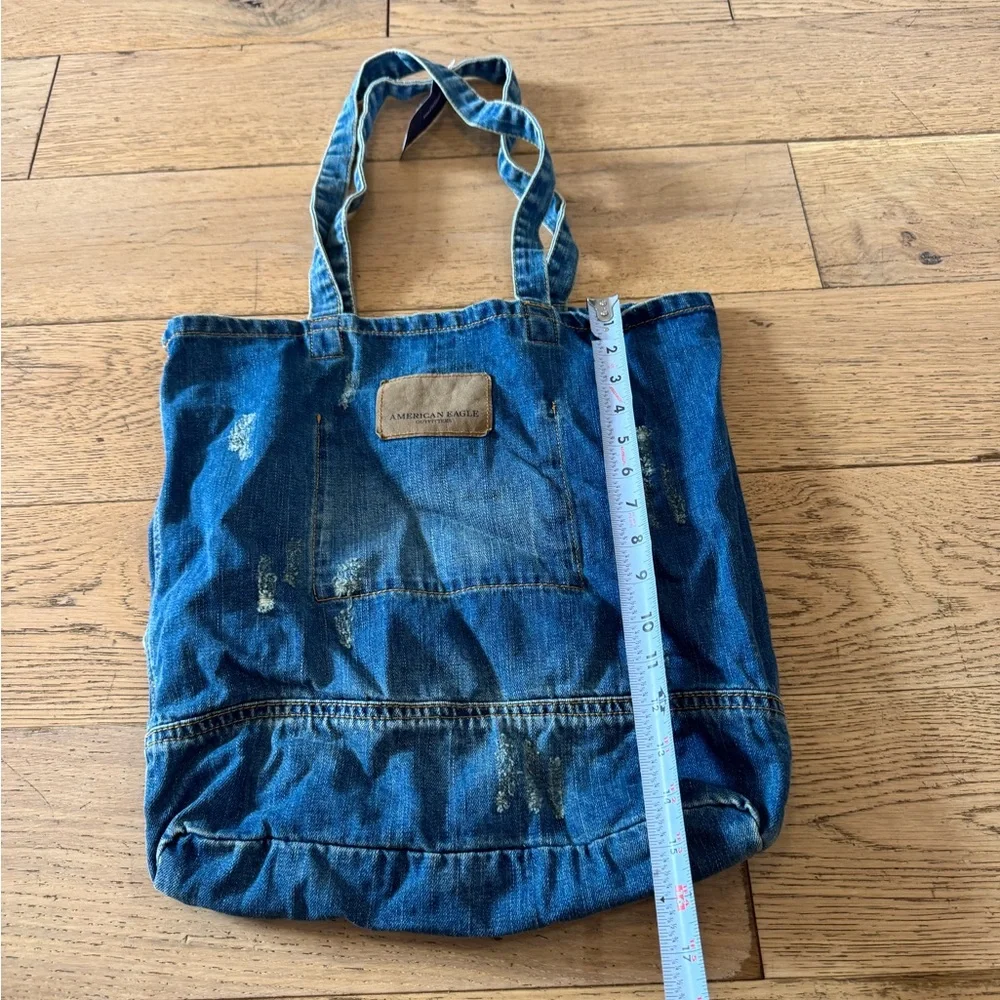 American Eagle Outfitters stylish blue