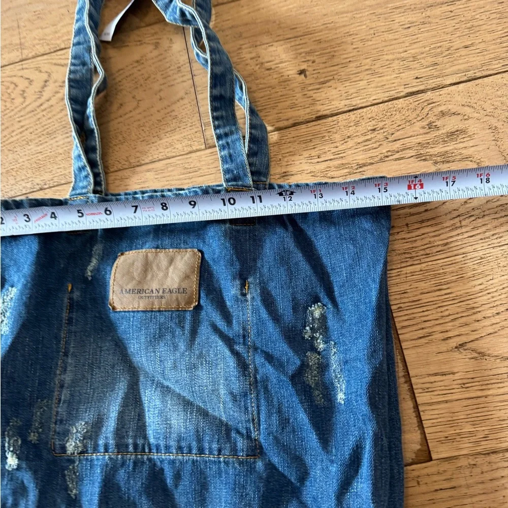 American Eagle Outfitters stylish blue