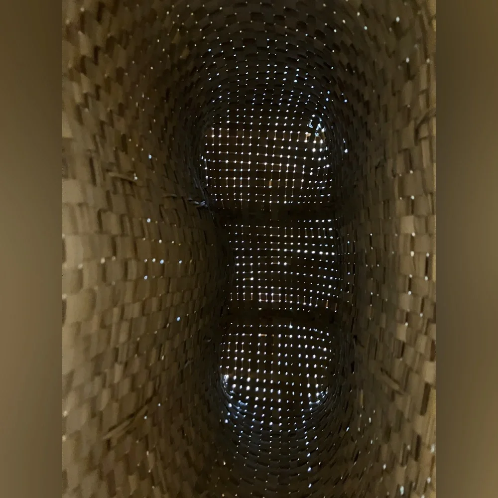 N/A woven tote