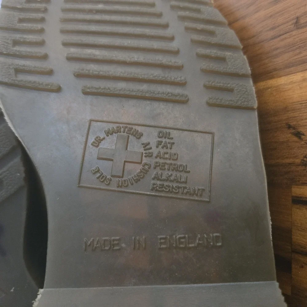 Dr. Martens **see marker