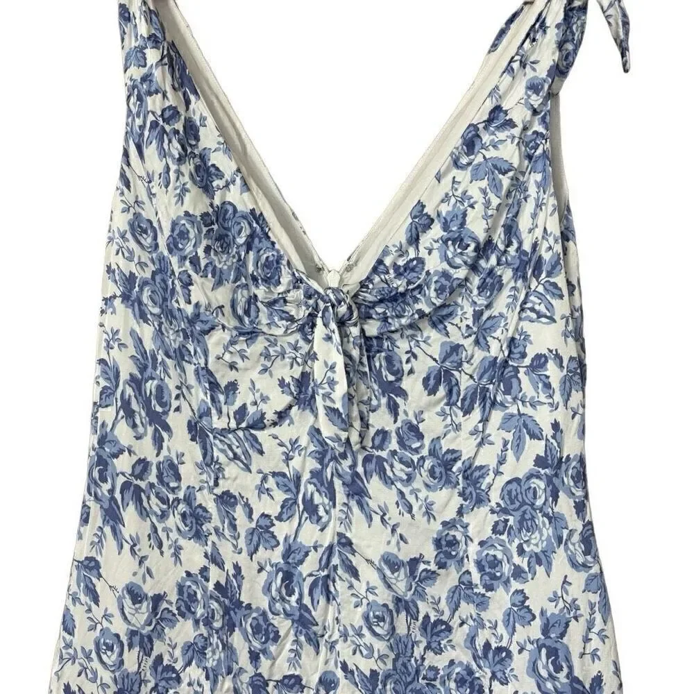 Lovers + Friends blue white