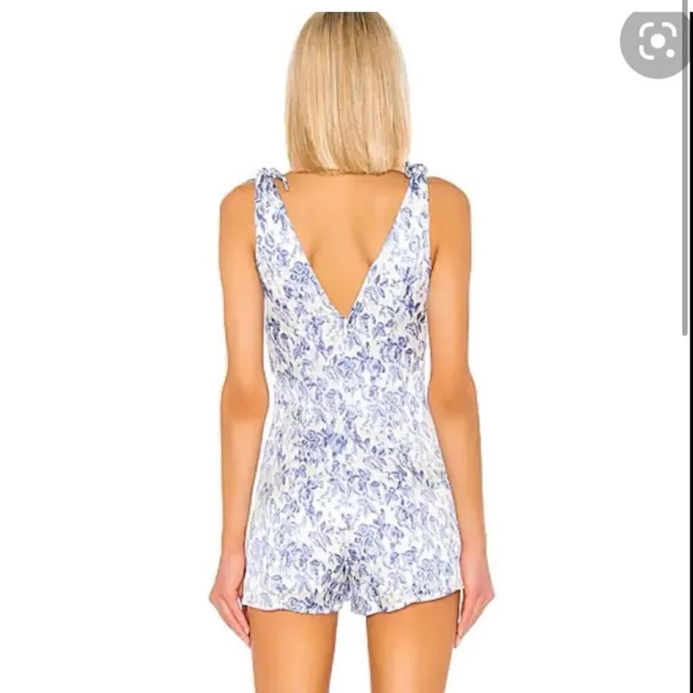 Lovers + Friends blue white