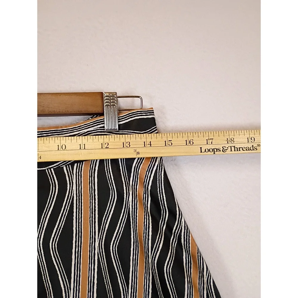 Ann Taylor Factory embrace effortless