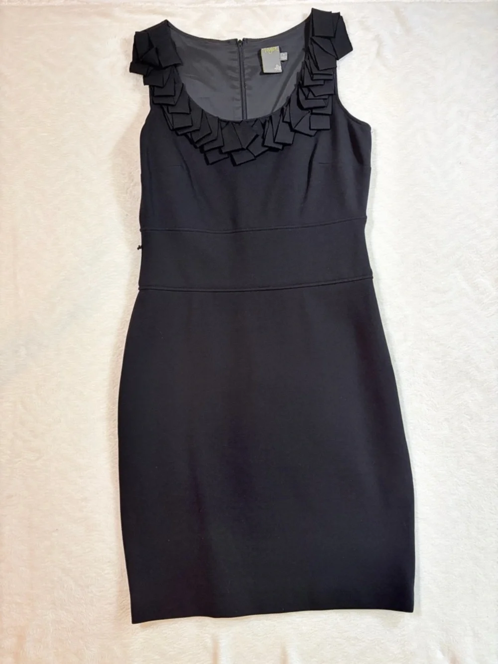 Taylor modern ruffle mini