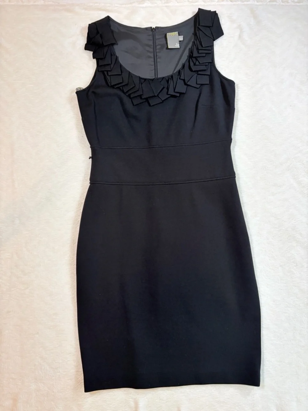 Taylor clean layered elegant