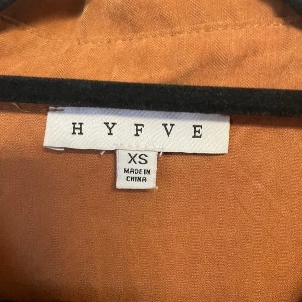 HYFVE tiered mini