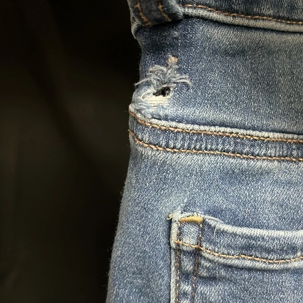 American Eagle Outfitters size hi