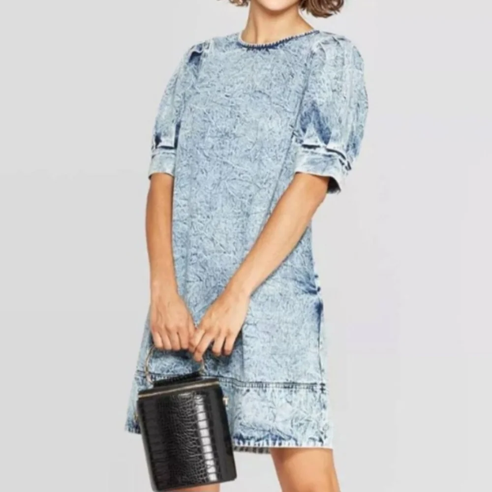 Who What Wear stunning round