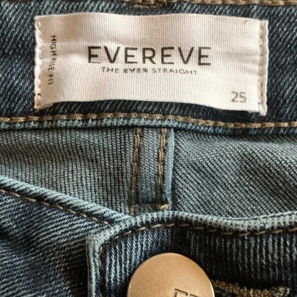 Evereve brand style