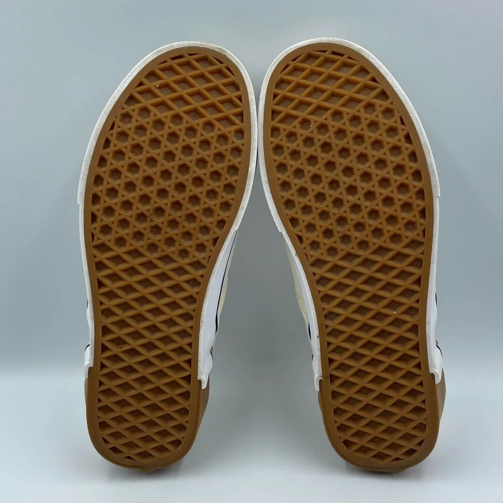 Vans skate shoes