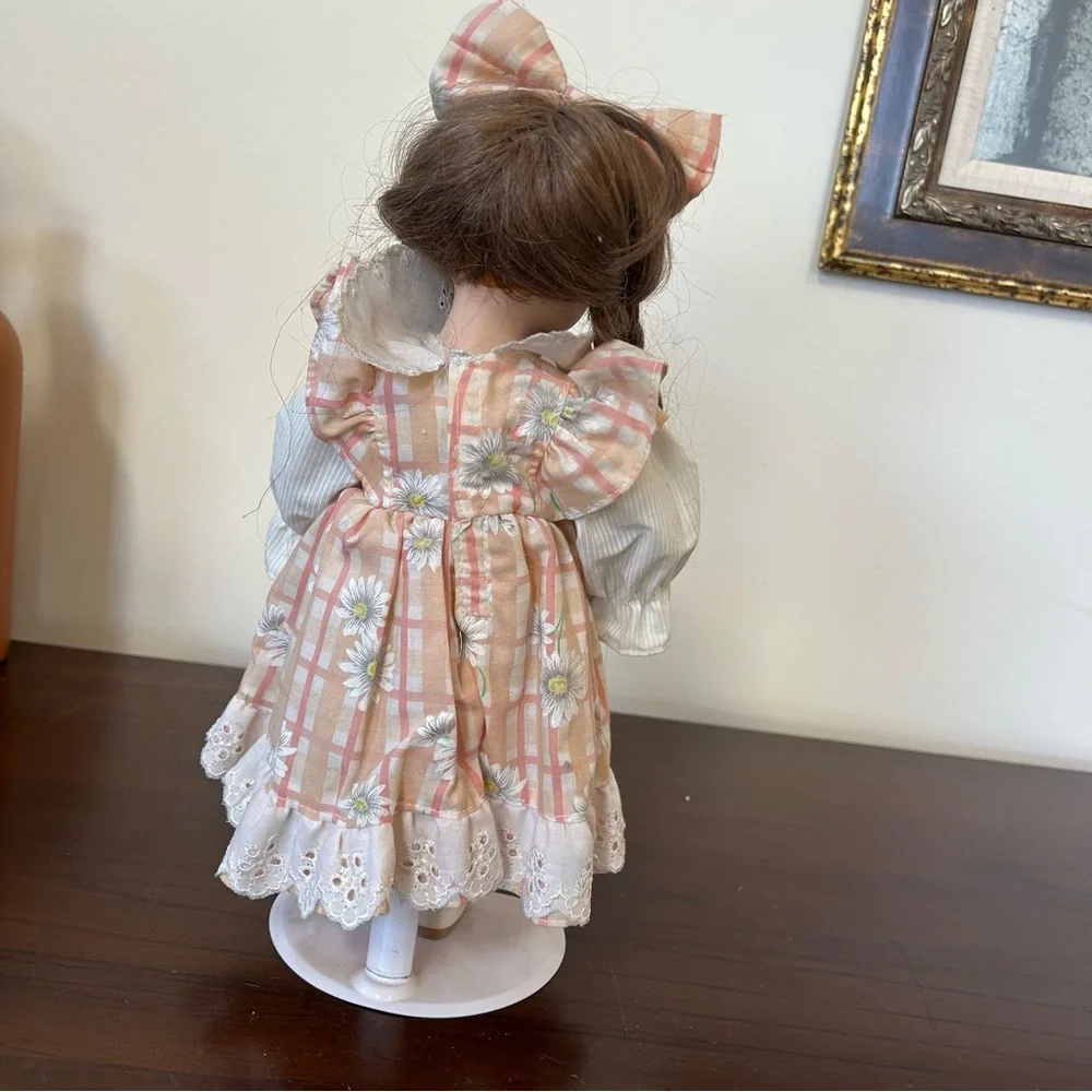 N/A charming porcelain