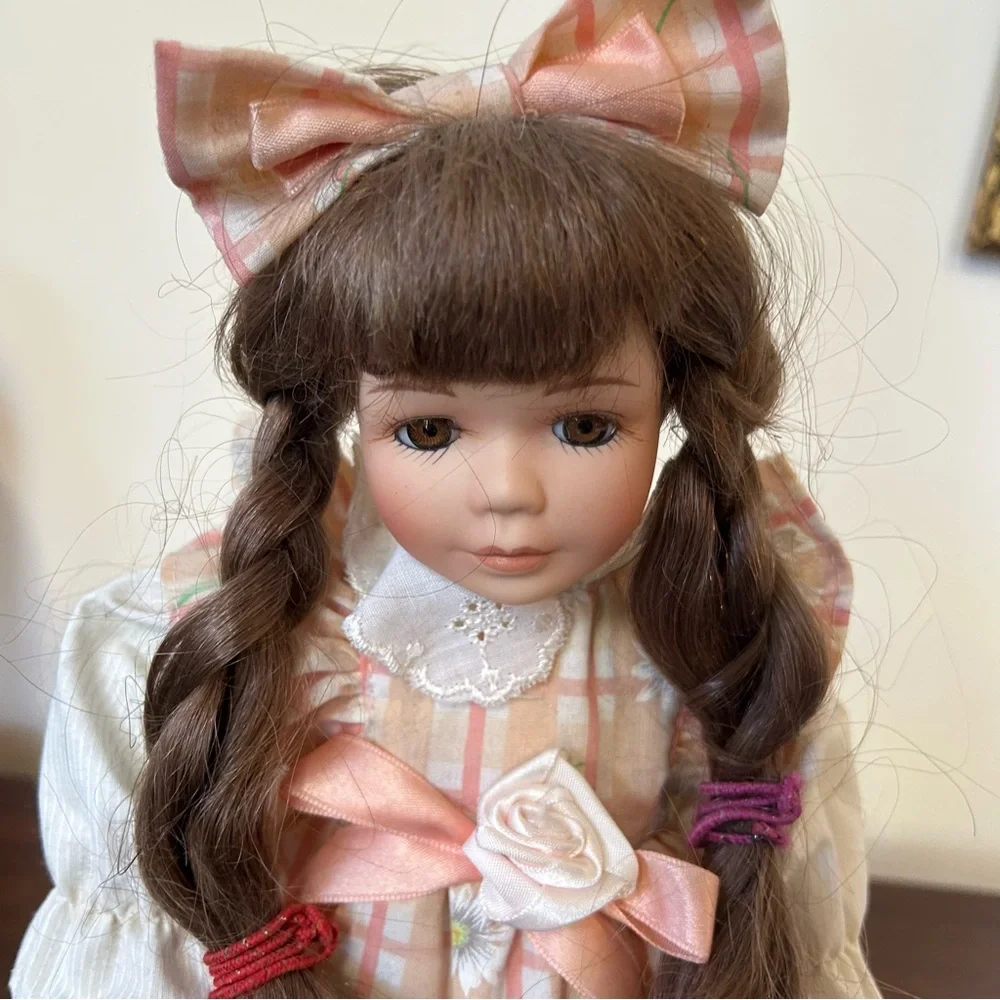 N/A charming porcelain