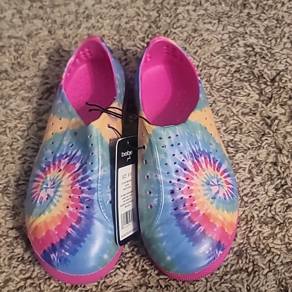 BEBE GIRLS TODDLER FUSCHIA & BLUE TIE DYE WATER SHOES: NWT: SZ 9/10