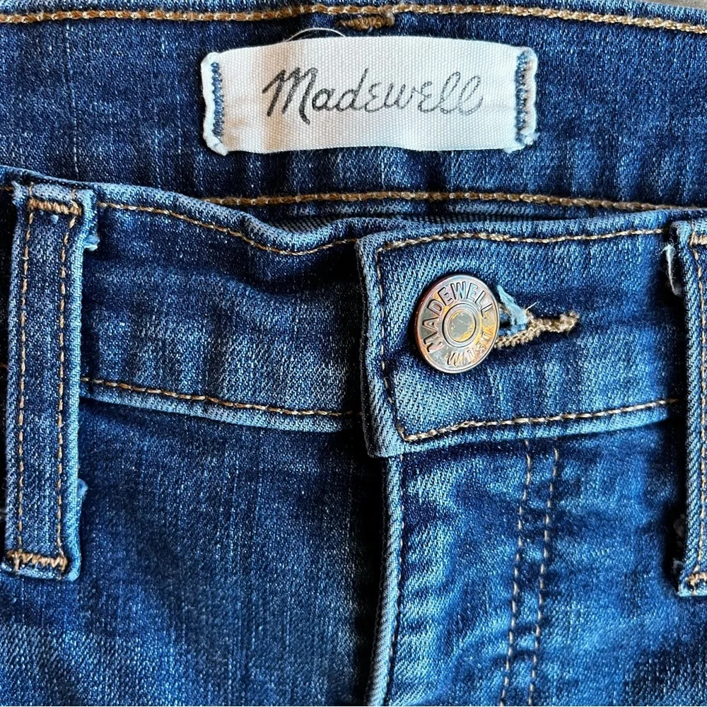 Madewell women’s distressed