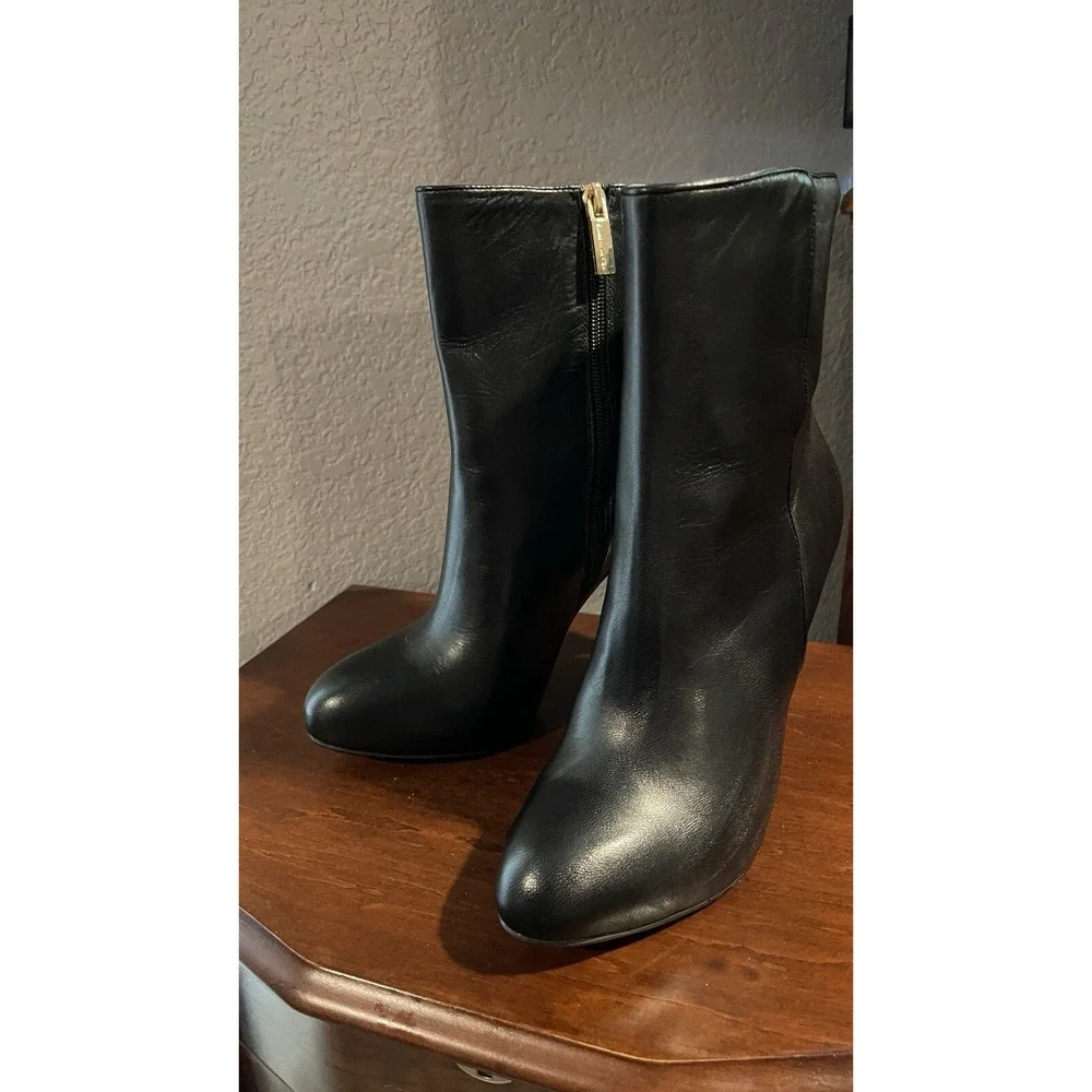 Louise et Cie toe closures