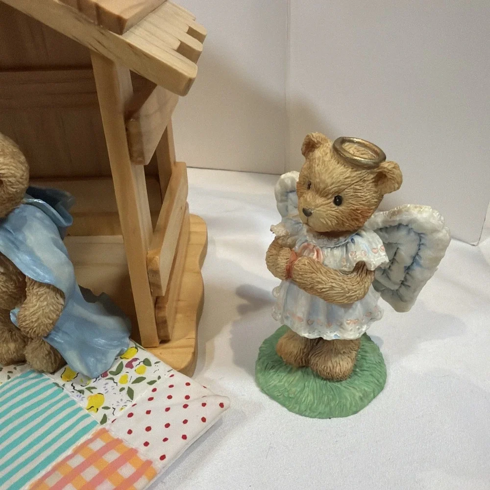 Cherished Teddies details brand