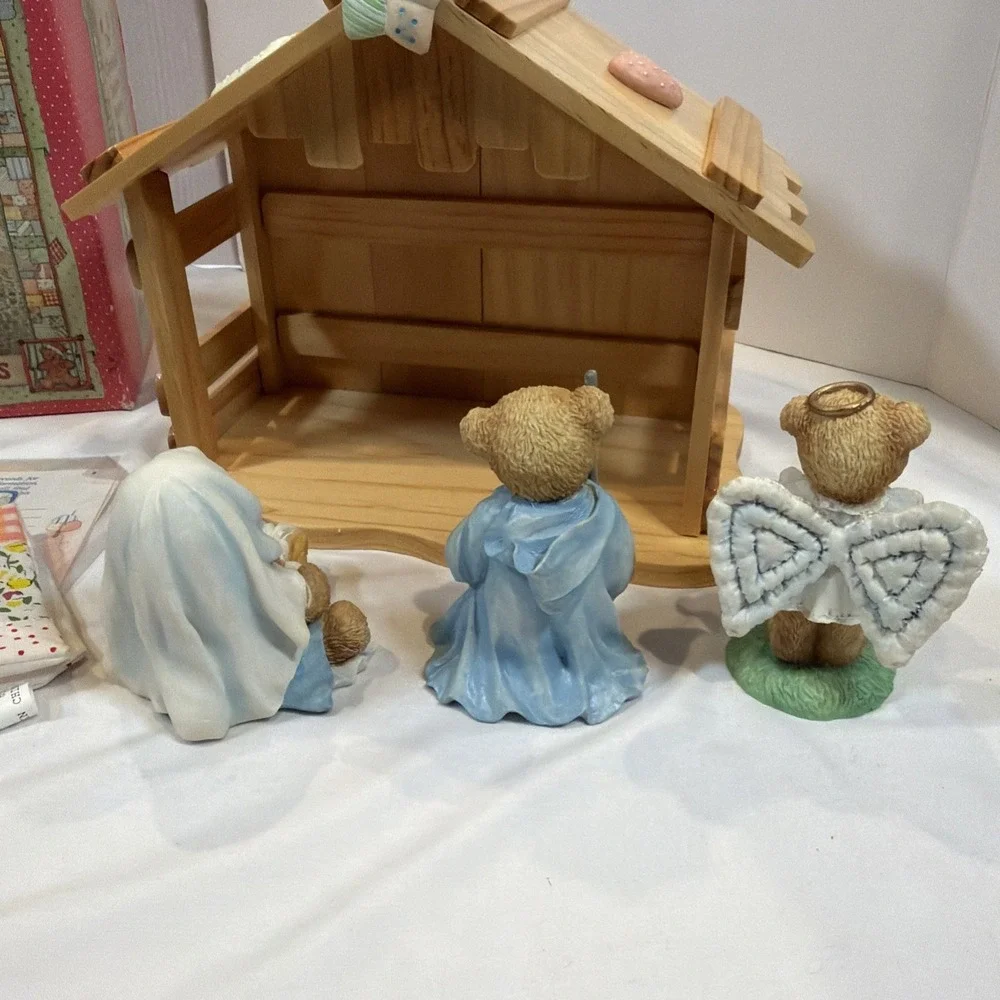 Cherished Teddies details brand