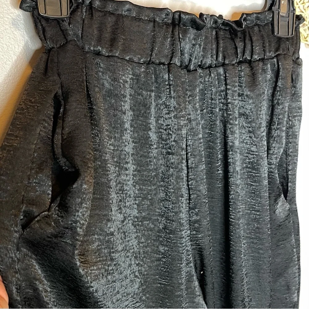 American Eagle Outfitters stylish wide