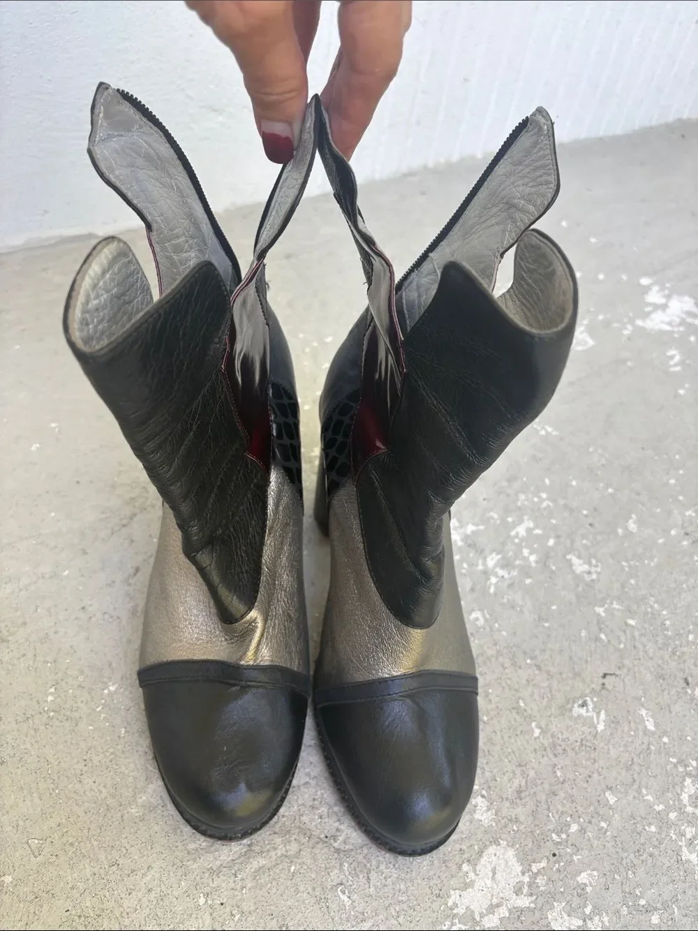 N/A these boots