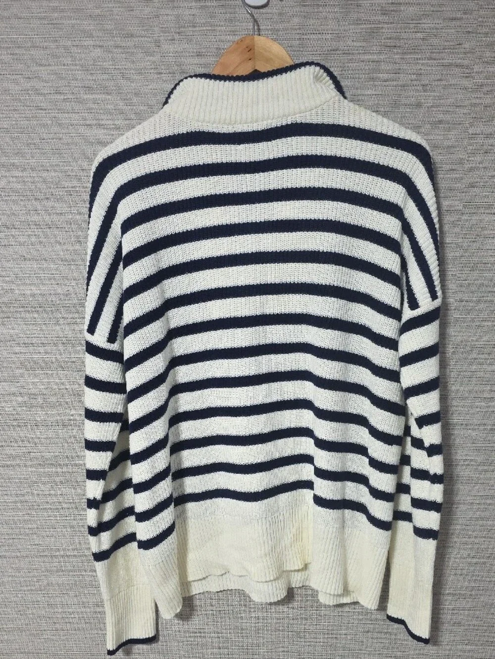 Lands End crisp navy