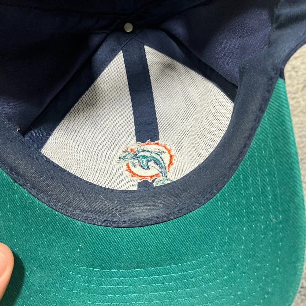 Logo Athletic vintage 90s