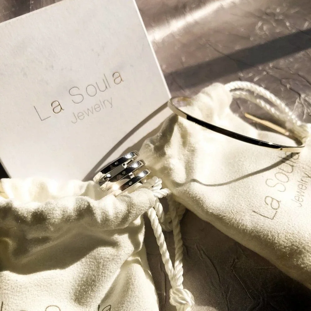 La Soula modern diamond