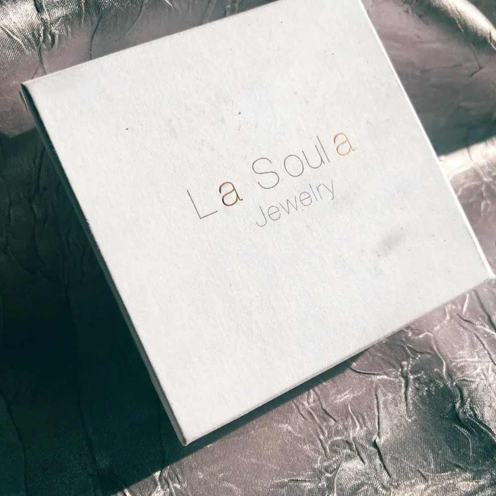 La Soula modern diamond
