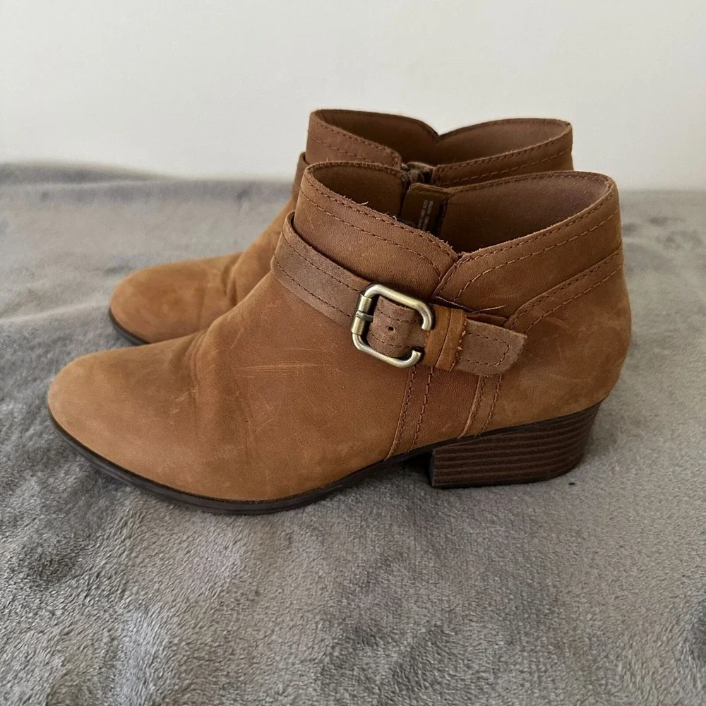 Clarks stylish ankle