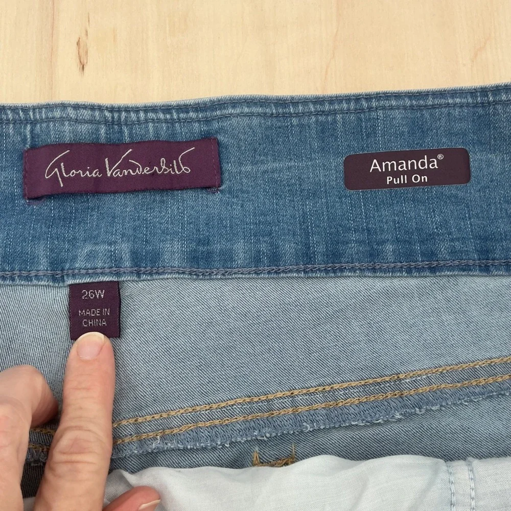 Gloria Vanderbilt these comfortable