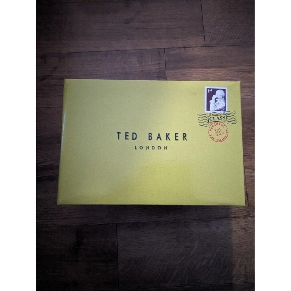 Ted Baker artful print