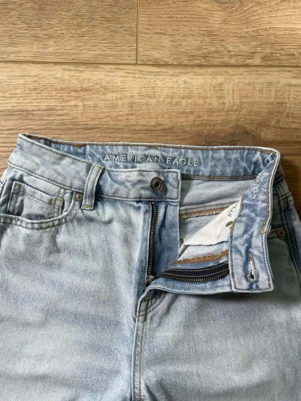 American Eagle Outfitters thigh from style
