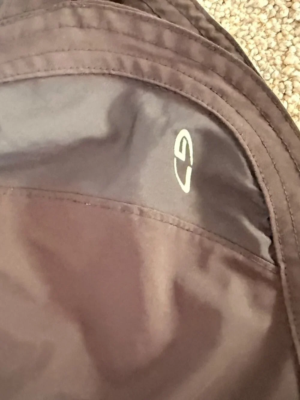 Champion black running