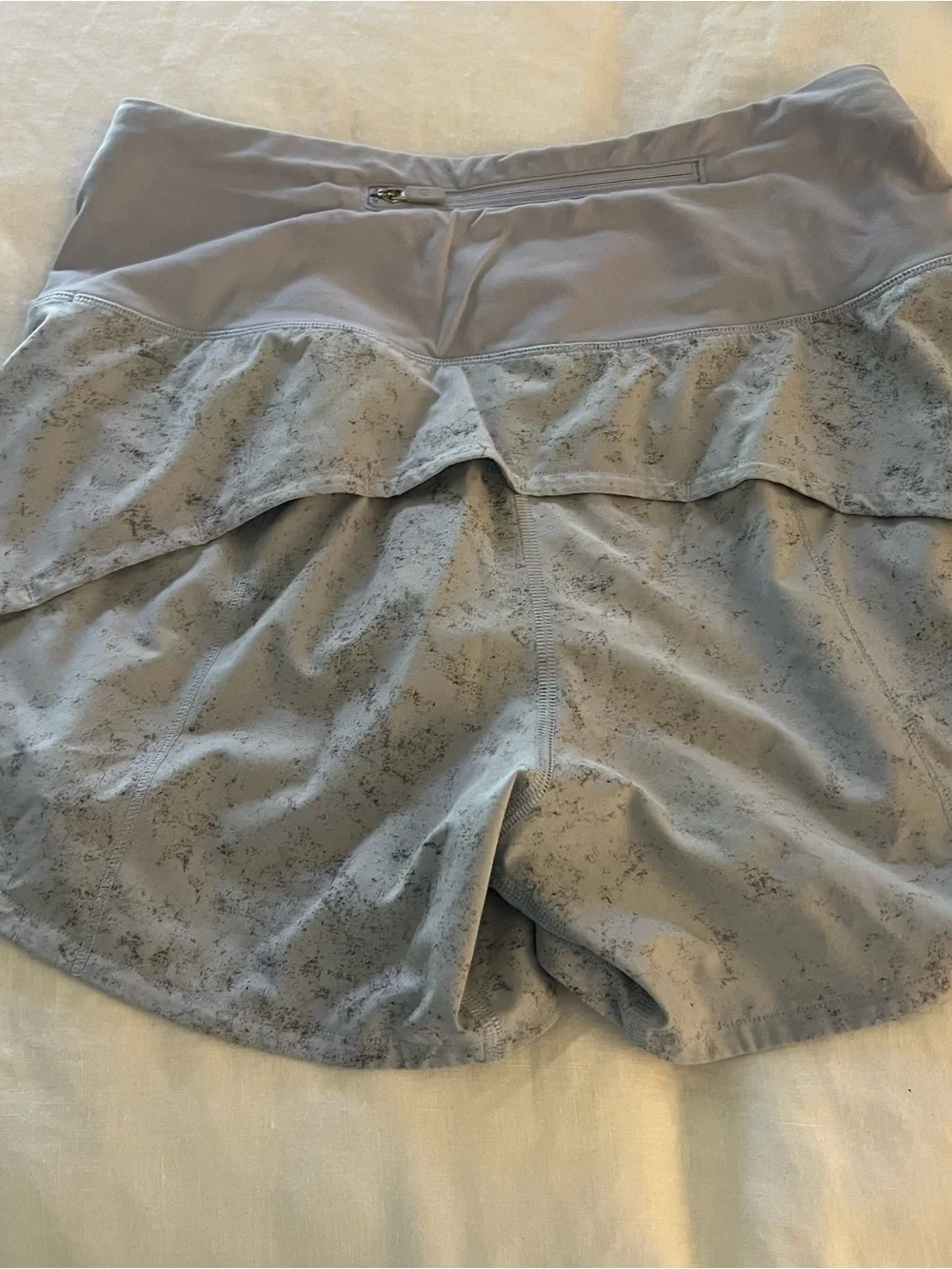 lululemon athletica light gray
