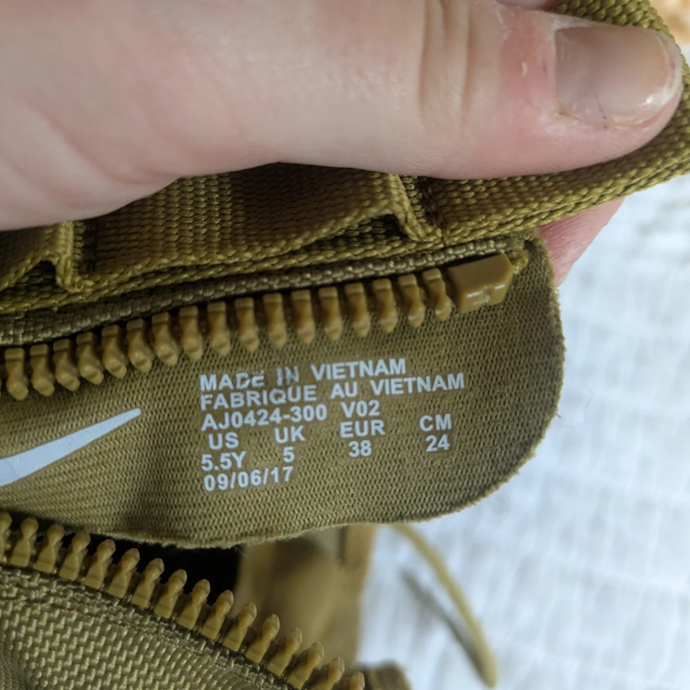 Nike high top