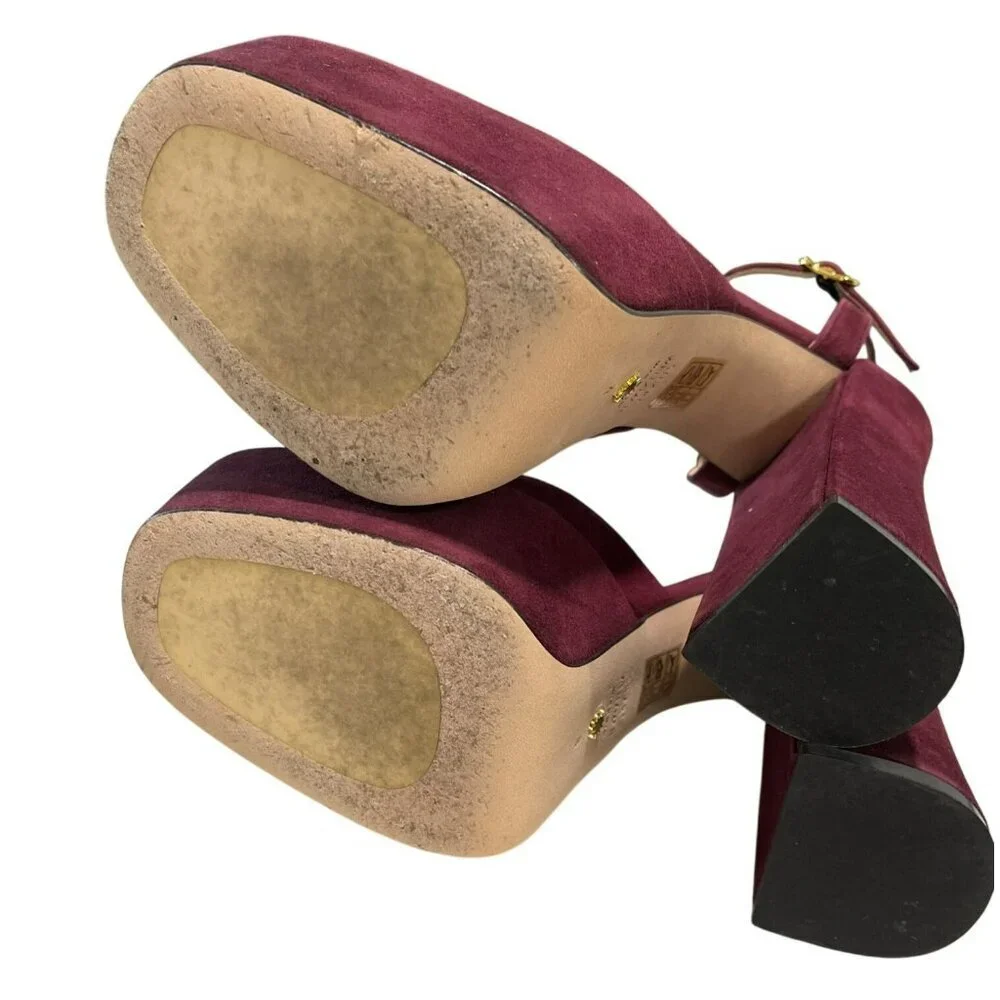 Stuart Weitzman excellent preowned