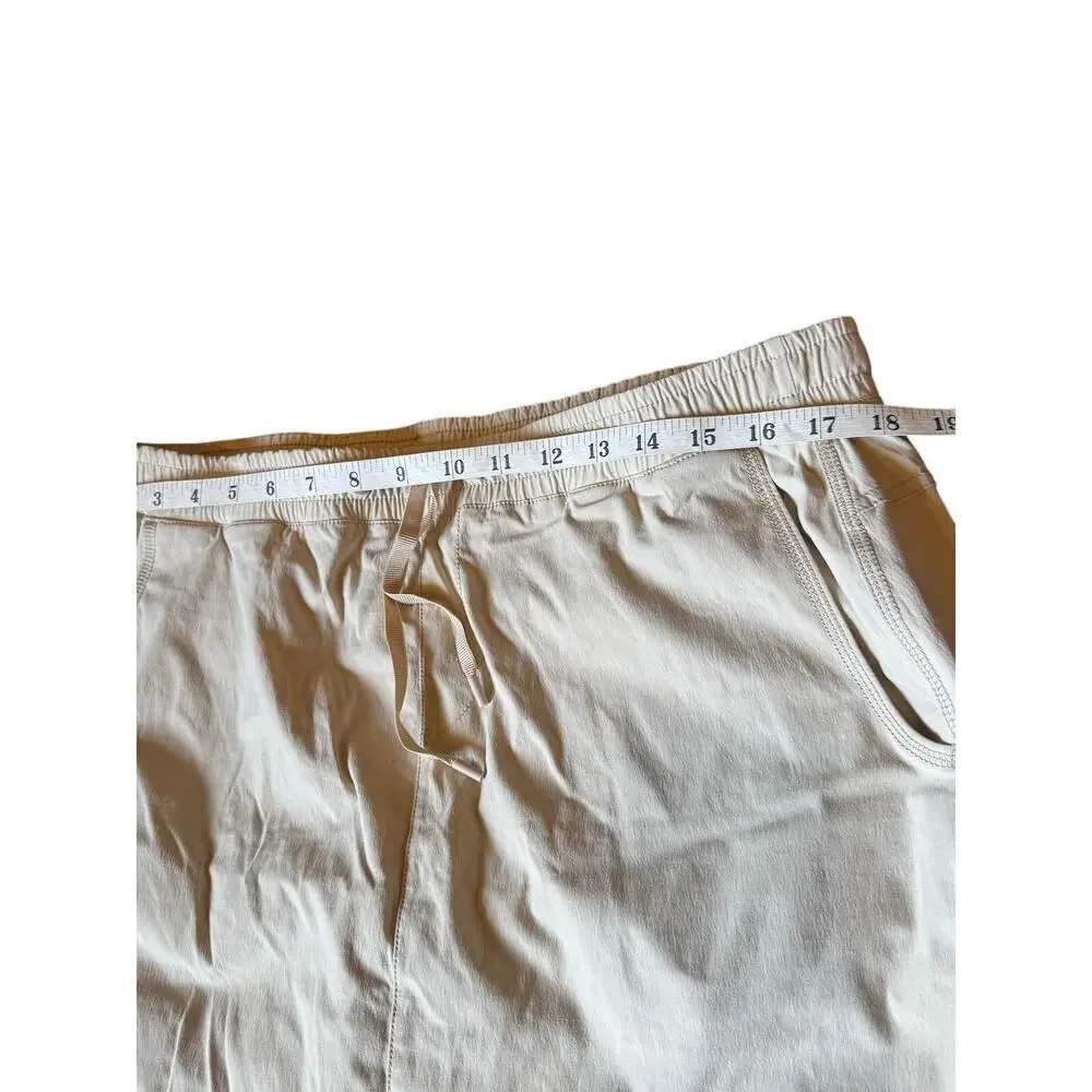 Columbia women’s beige