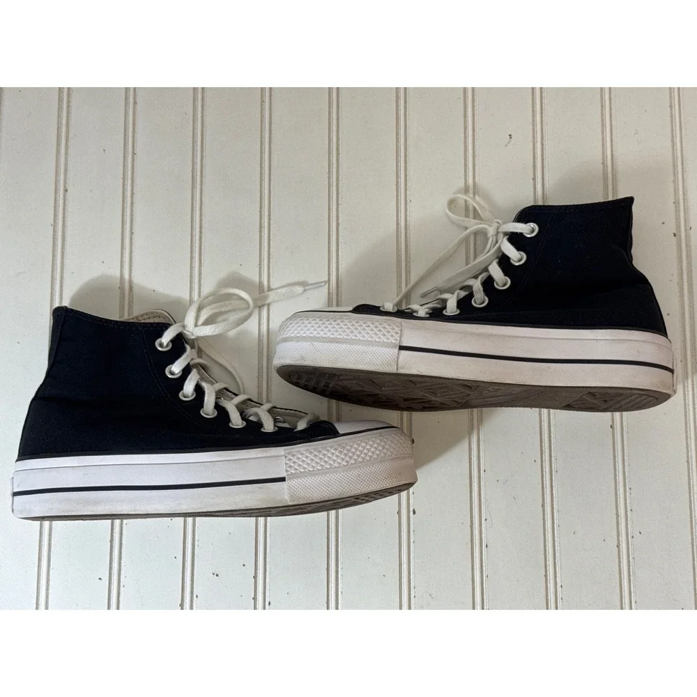 Converse brand model