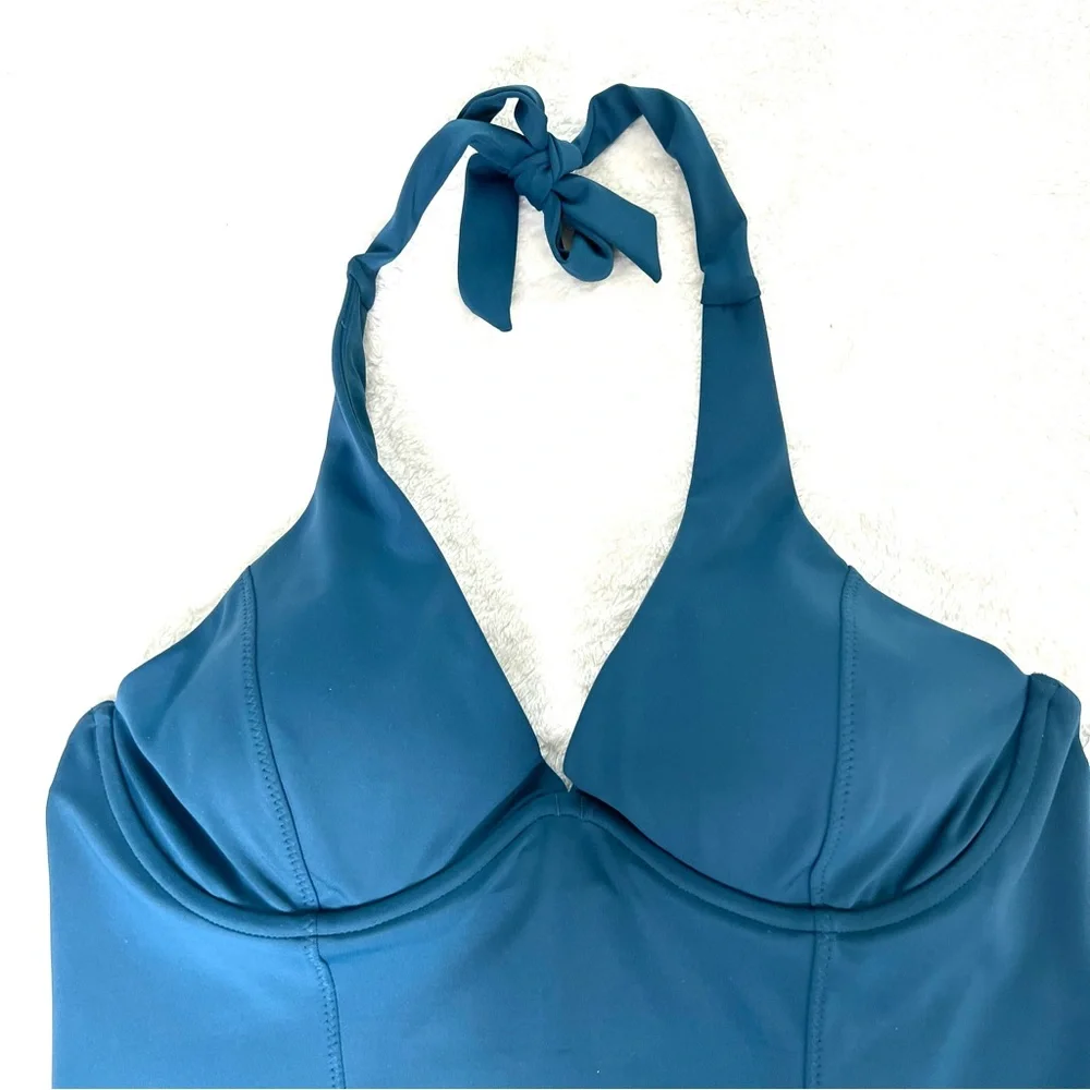 Athleta sculpted halter