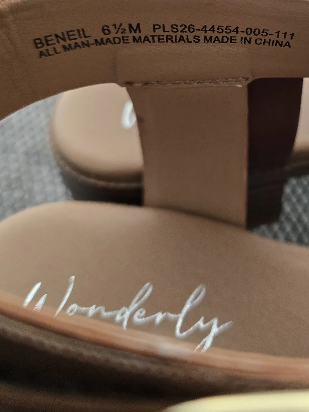 Wonderly smooth brown