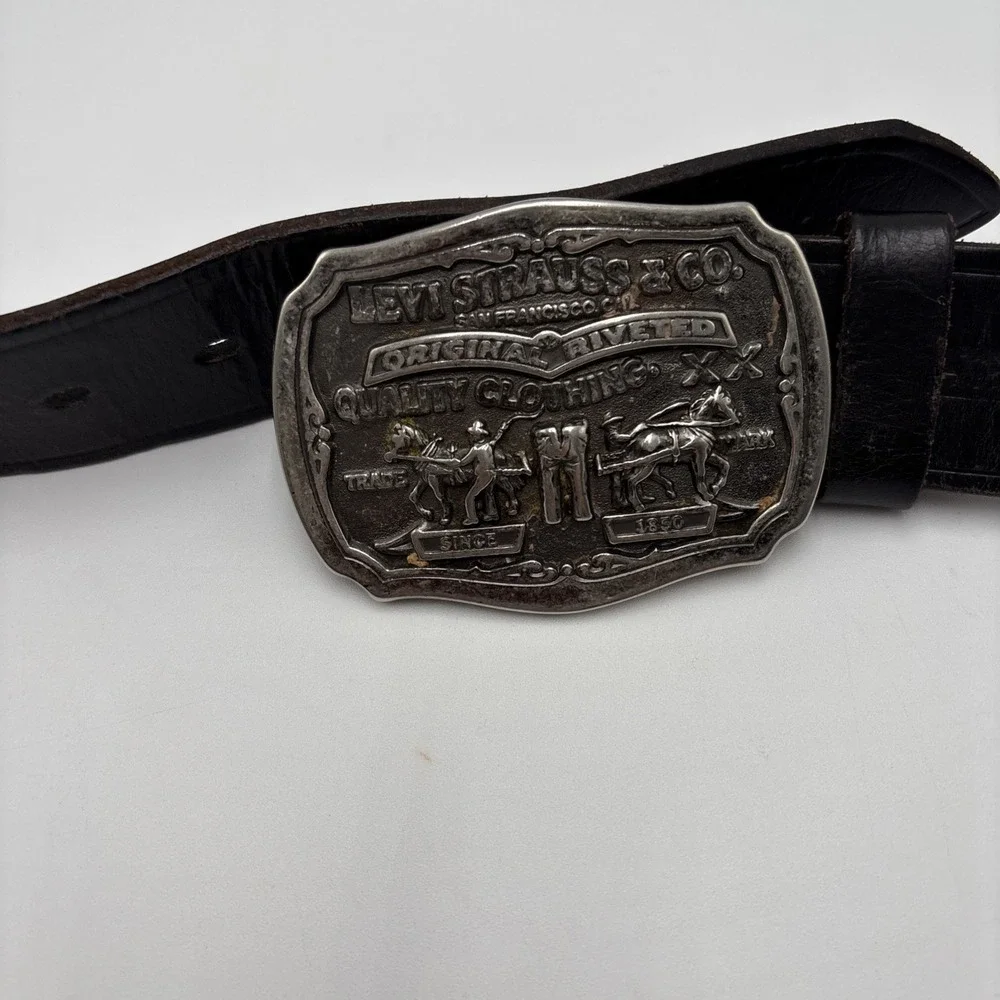 Levis product men