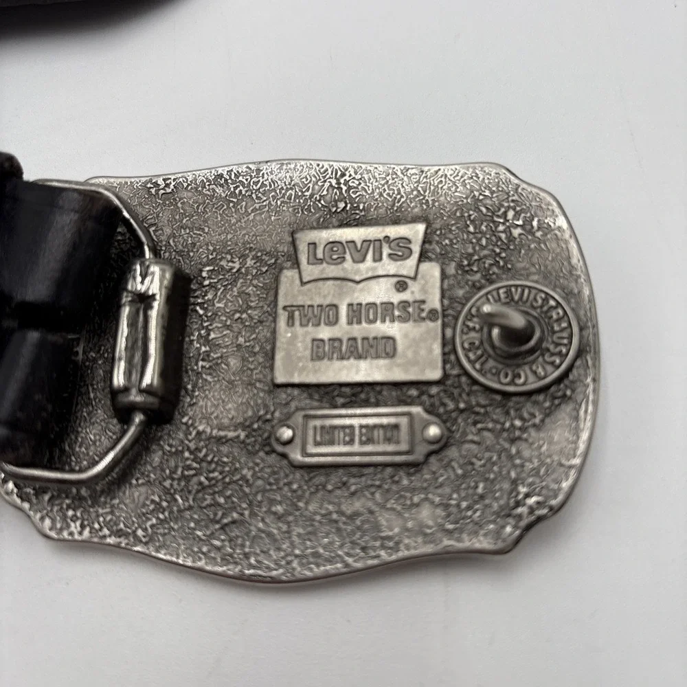 Levis product men