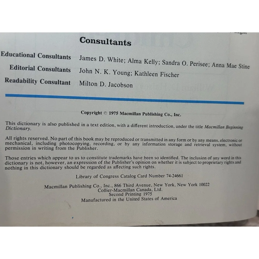 Macmillan Dictionary for Children 1975 Vintage‎ Hardcover