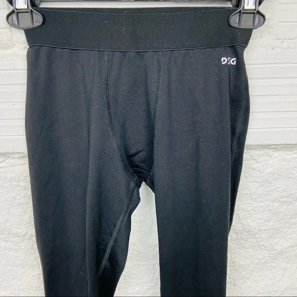 DSG black stretchy