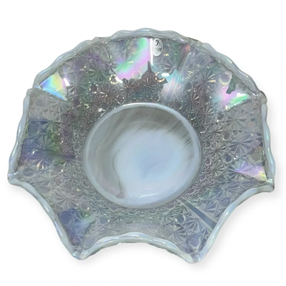 Fenton Daisy & Button French Crimped Round Bowl‎ 10.5