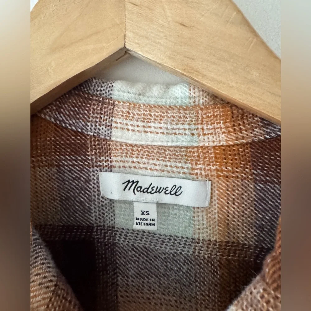 Madewell flannel side