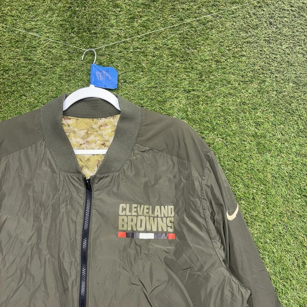 Nike shop confidence