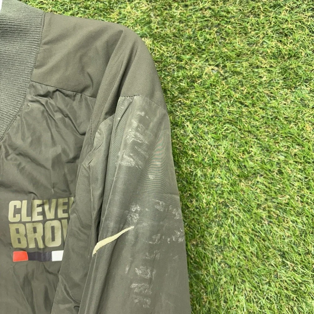 Nike shop confidence