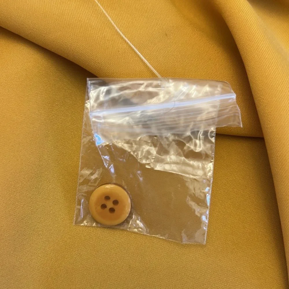 Mimosa blouse gold