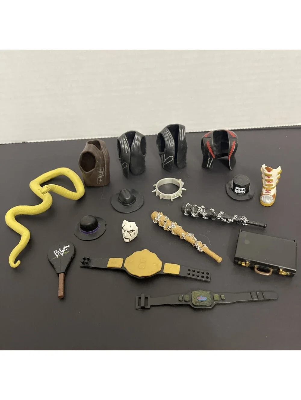 Mattel WWE Accessories Lot 17 Pieces Wrestling WWF For Action Figures